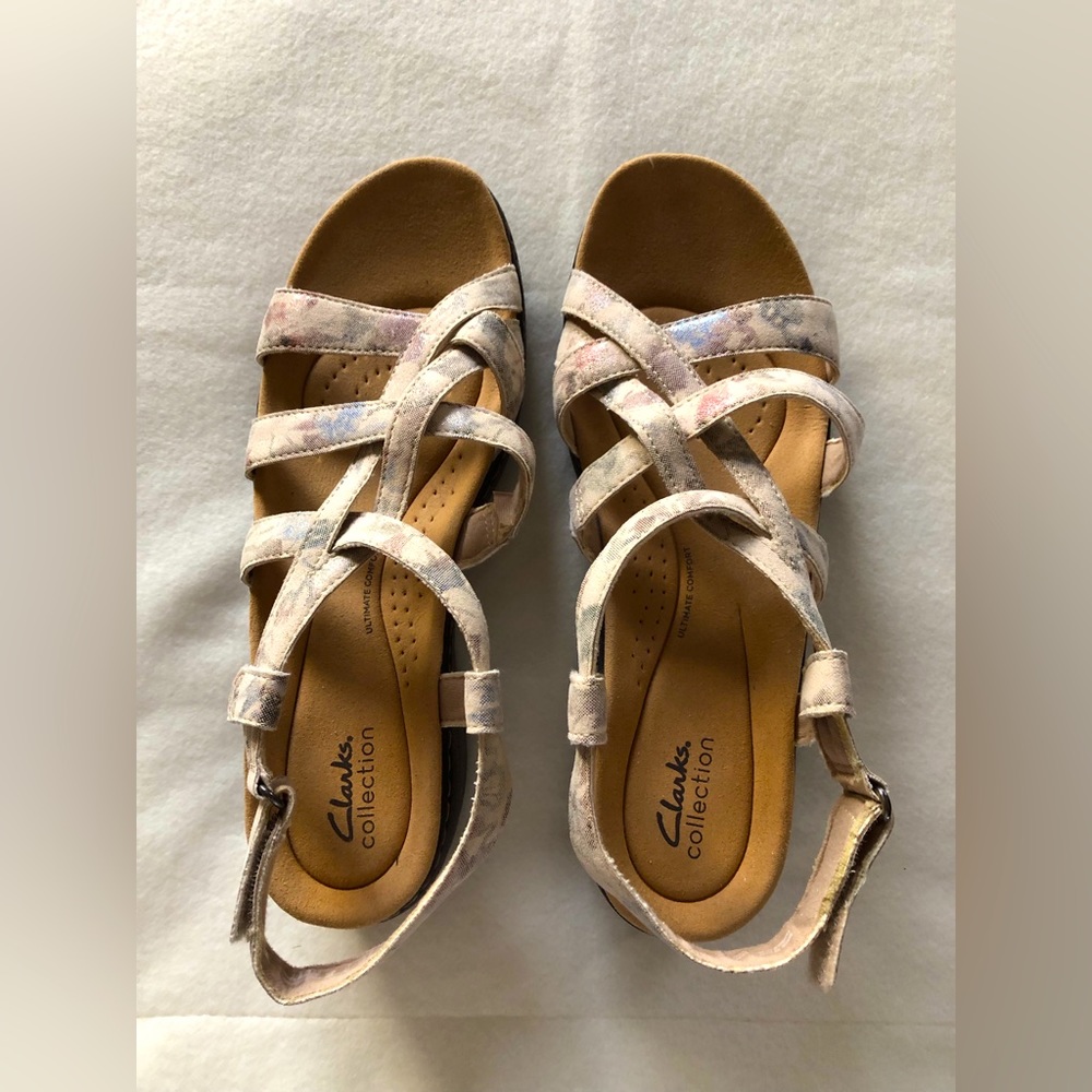 Strappy sandal by Clark’s